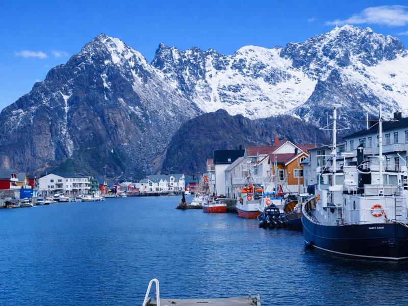 Svolvær to Lofoten Highlights: Half-Day Scenic Sightseeing Tour